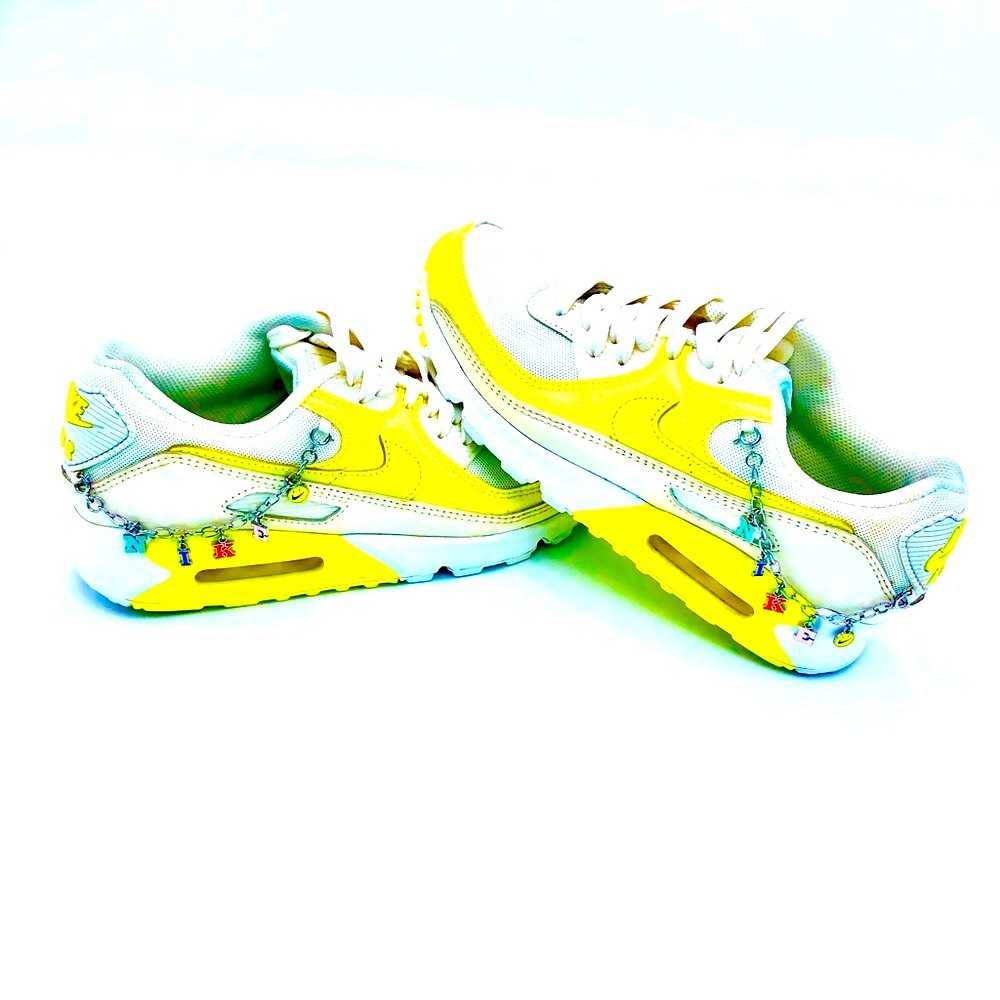 Nike Air Yellow and white Nike chain sneakers
